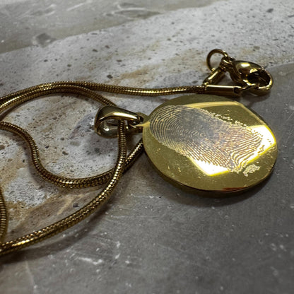 Circle Pendant Necklace | Engraved Keepsakes